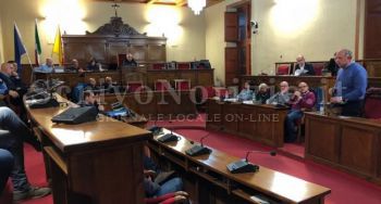 Milazzo - Manca il numero legale, chiusa sessione del Consiglio comunale