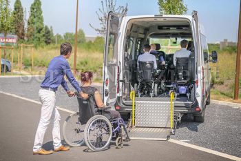 Milazzo - Milazzo (ME) - Rinnovata convenzione per il trasporto gratuito delle persone con difficoltà motorie