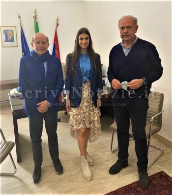 Milazzo - Milazzo (ME) - Il regista Sciacca e Miss Italia 2020 incontrano il Sindaco