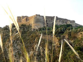 Milazzo - Milazzo (ME) - Ripristinata la videosorveglianza al Castello