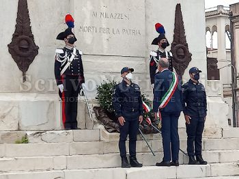 Milazzo - Milazzo (ME) - Celebrazione 4 novembre. Porzione di Piazza Roma intitolata al Milite Ignoto